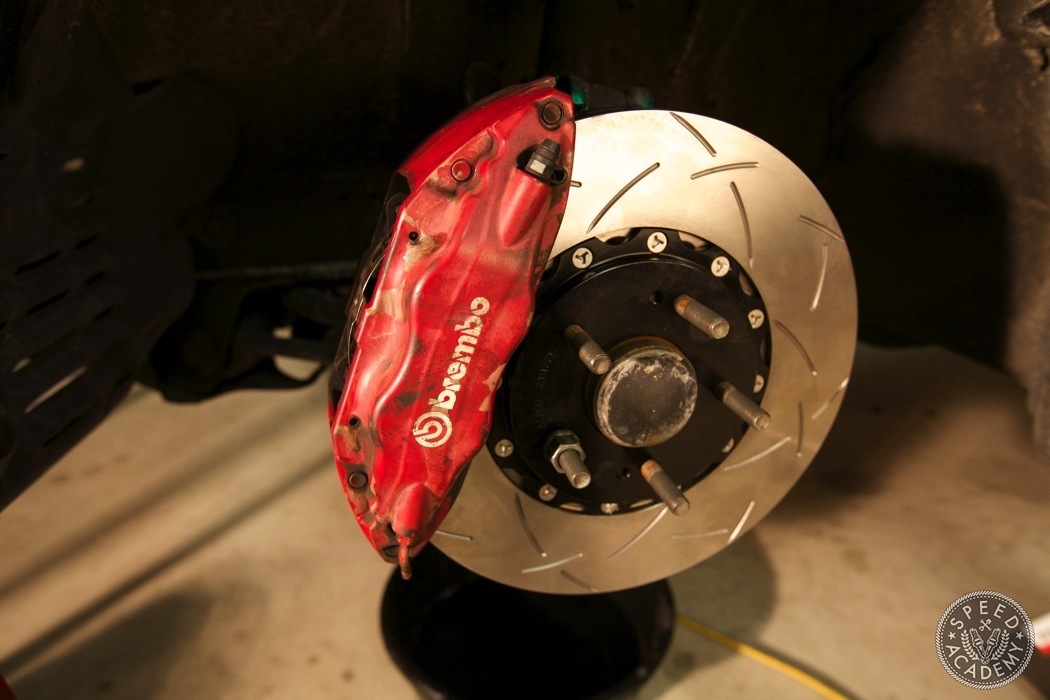 http://speed.academy/wp-content/uploads/2014/12/Evo-brembo-big-brake-upgrade-nissan-240sx-010-1050x700.jpg