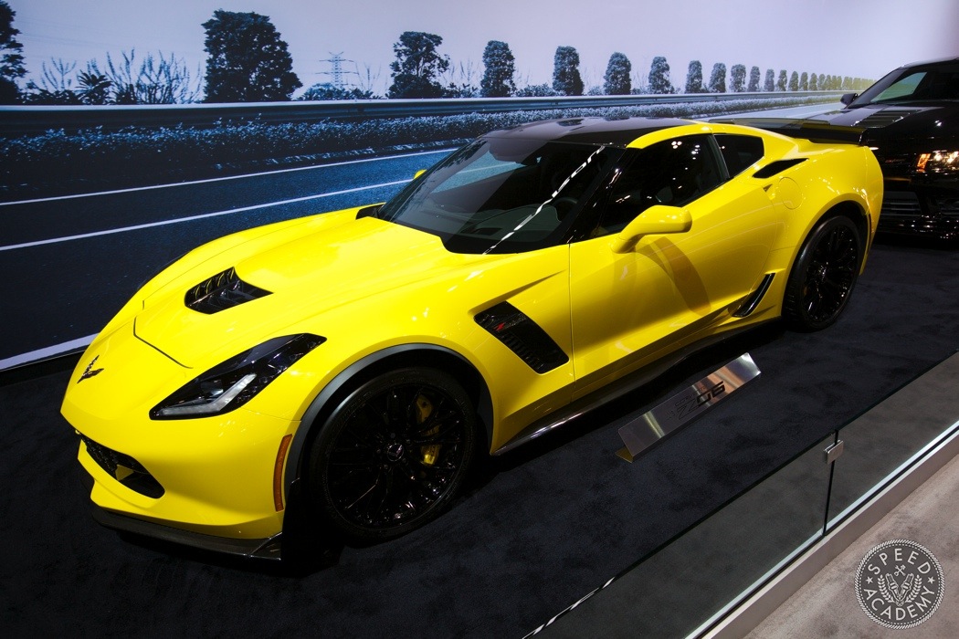 Chevrolet-Corvette-stingray-z06-supercharged-2015-004