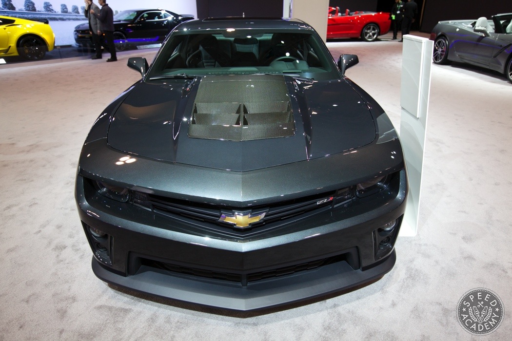 Chevrolet-camaro-ZL1-2015-007