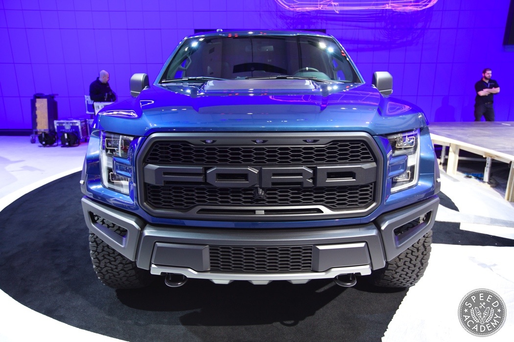 Ford-Raptor-2016-004