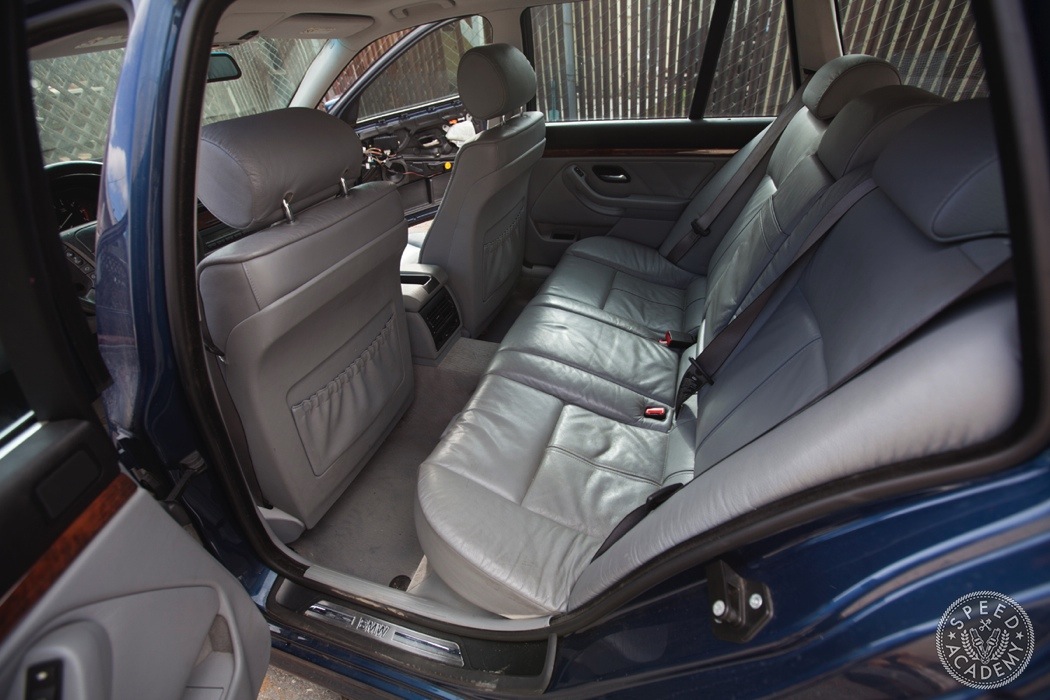 BMW-e39-interior-swap039