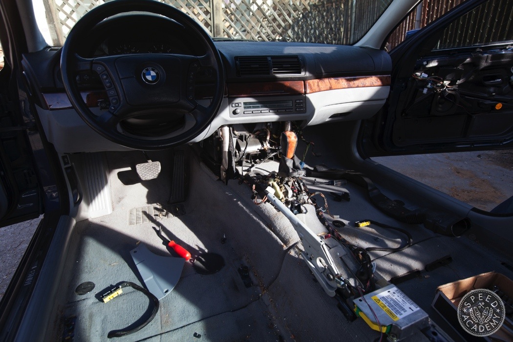 BMW-e39-interior-swap063