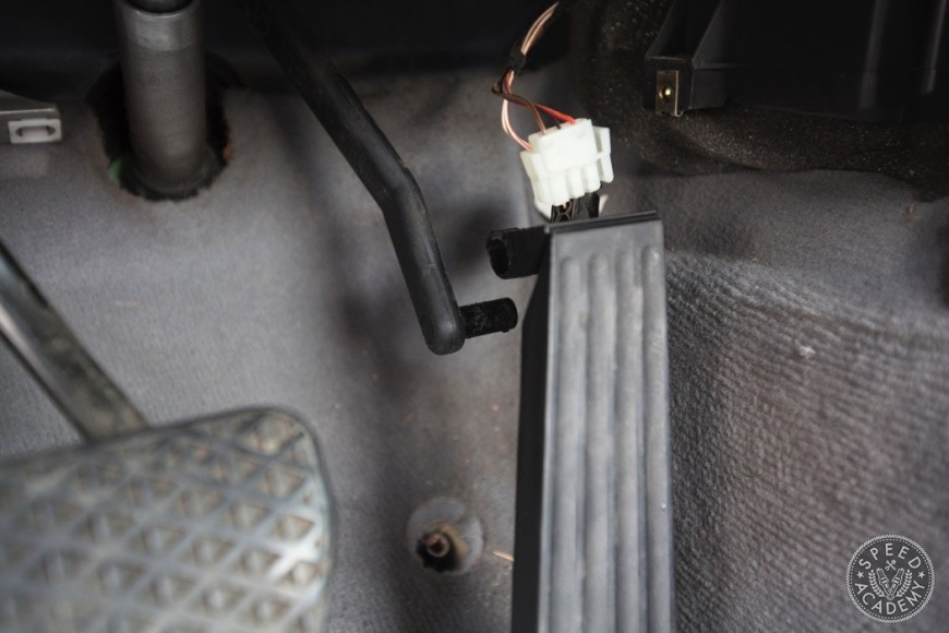 From Grey to Black: BMW E39 Interior Swap | Speed Academy