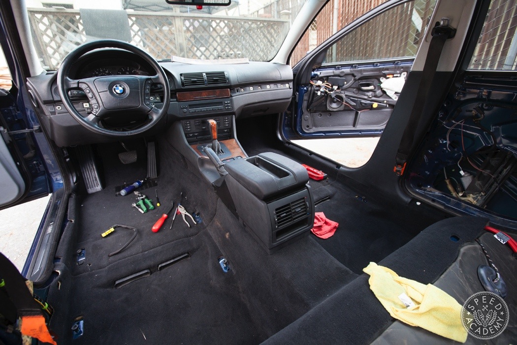 From Grey To Black Bmw E39 Interior Swap Speed Academy.