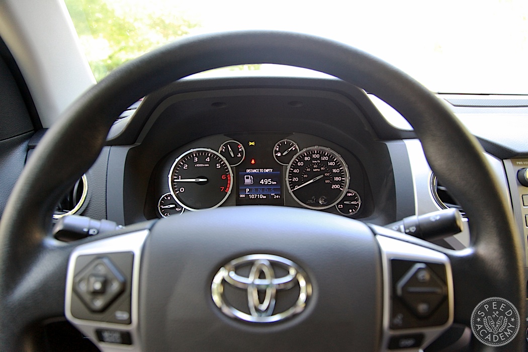 Toyota-Tundra-Review-18
