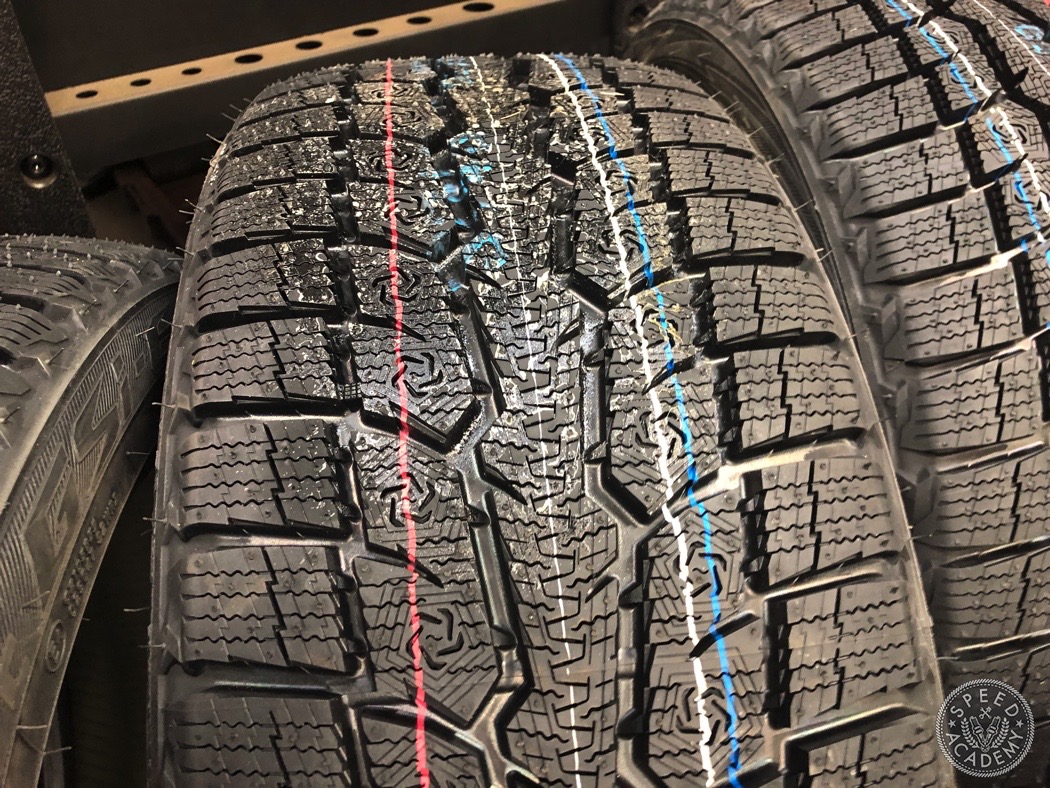 Toyo OBSERVE GSI 6 HP - Tire Reviews and Tests